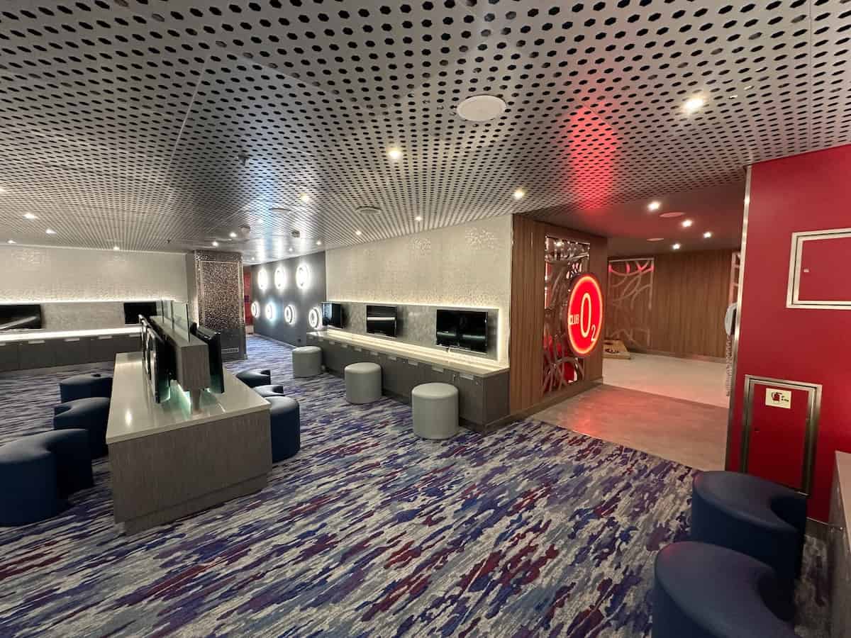 Carnival Vista Refurbishment Includes New Exterior Colors, Bars, Shops and More