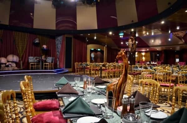 Cirque Dreams Jungle Fever dinner show aboard Norwegian Breakaway