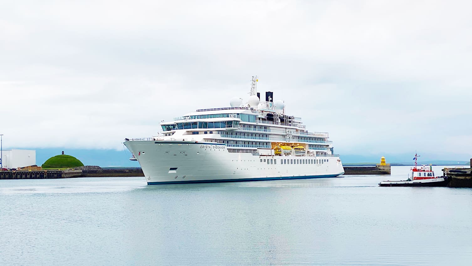 Royal Caribbean Adds Endeavour to Silversea Fleet