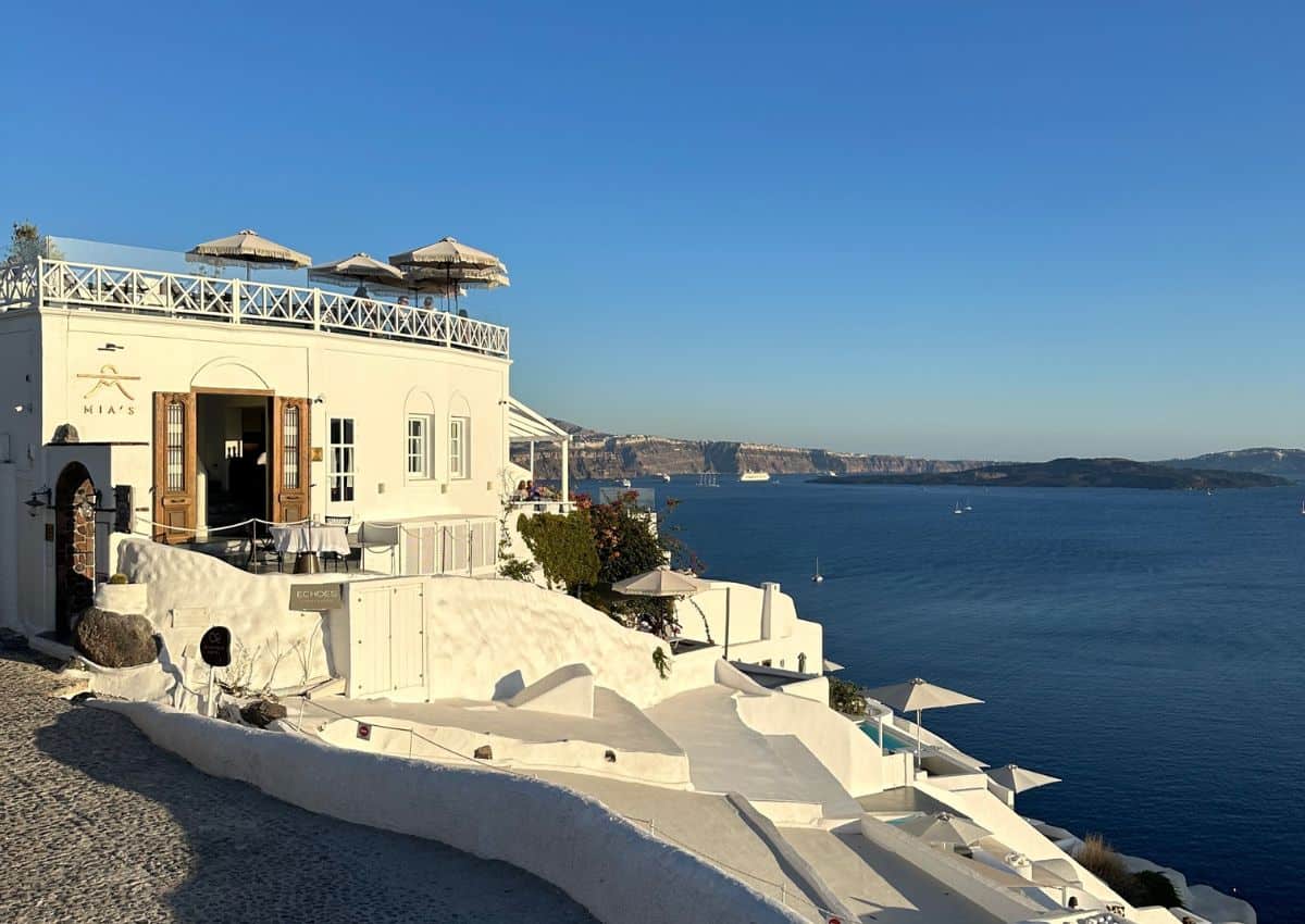 MIA's Restaurant in Oia, Santorini.