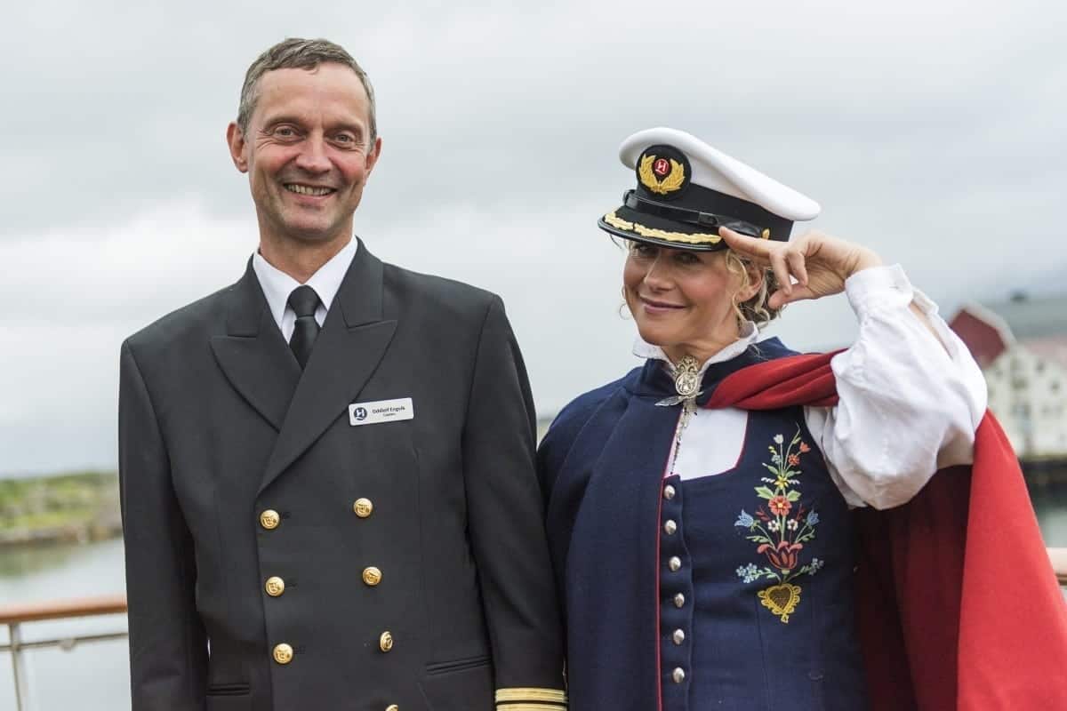 Captain Engvik and MS Spitsbergen's Godmother Cecilie Skog.