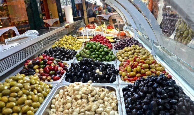 Vienna Naschmarkt olives