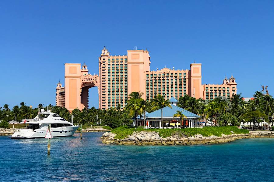 How to Go to Atlantis and Paradise Island from Nassau Bahamas Cruise Port