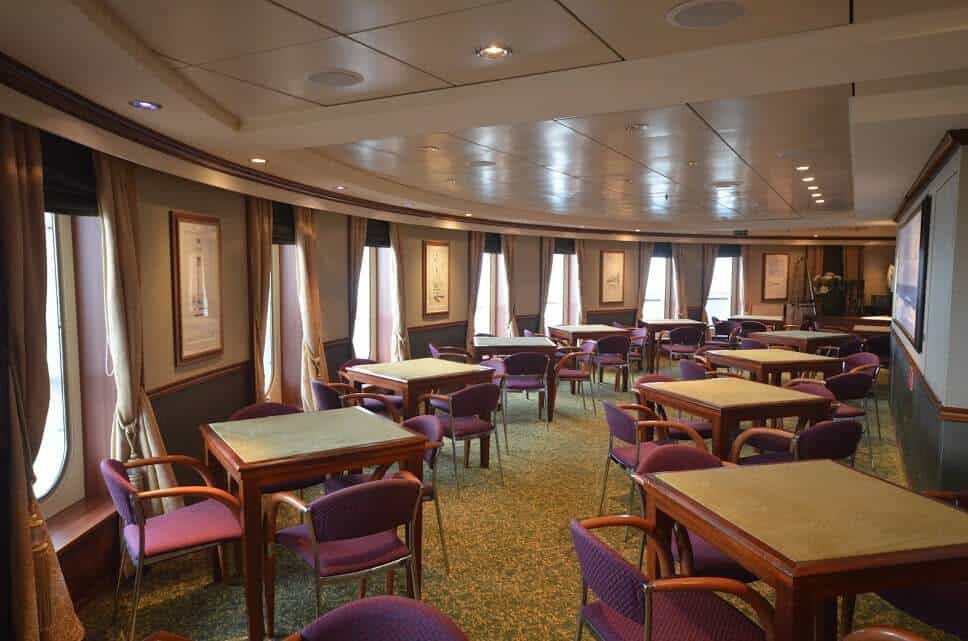 queen-mary-2-atlantic-room