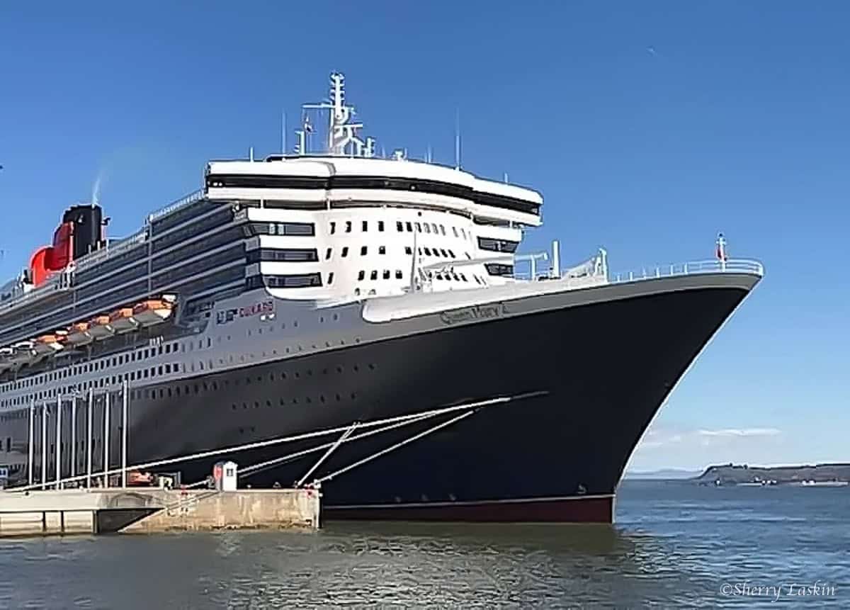 Queen Mary 2 docked in Quebec City.